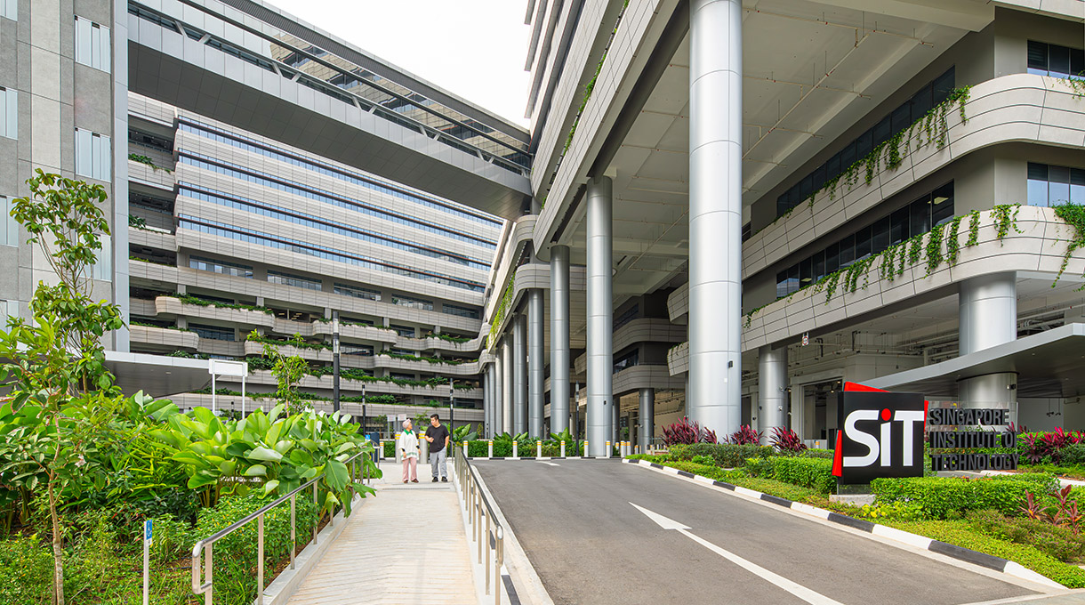 Campus Court - Main Entrance