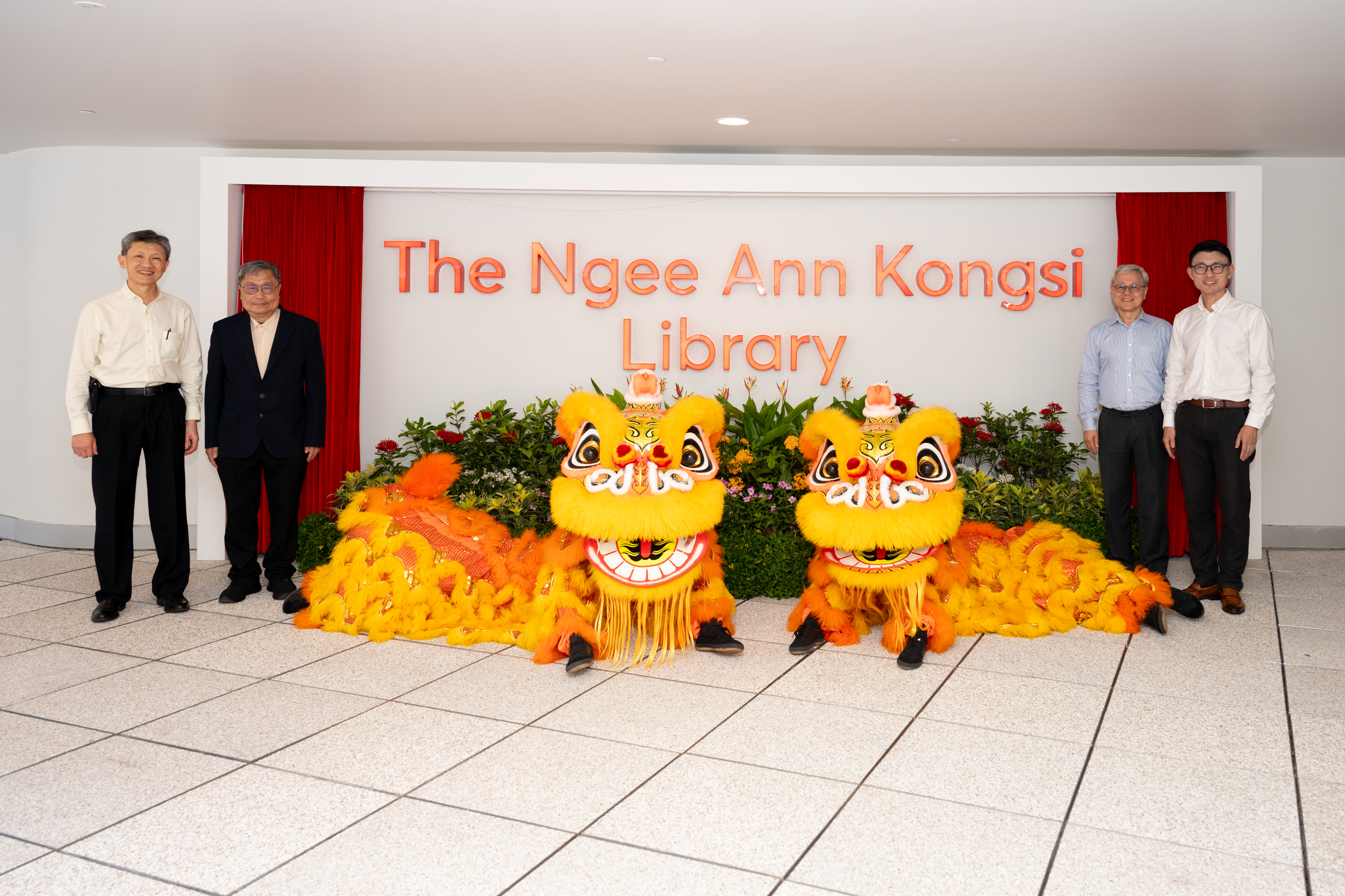 The Ngee Ann Kongsi and SIT Mark Naming of The Ngee Ann Kongsi Library