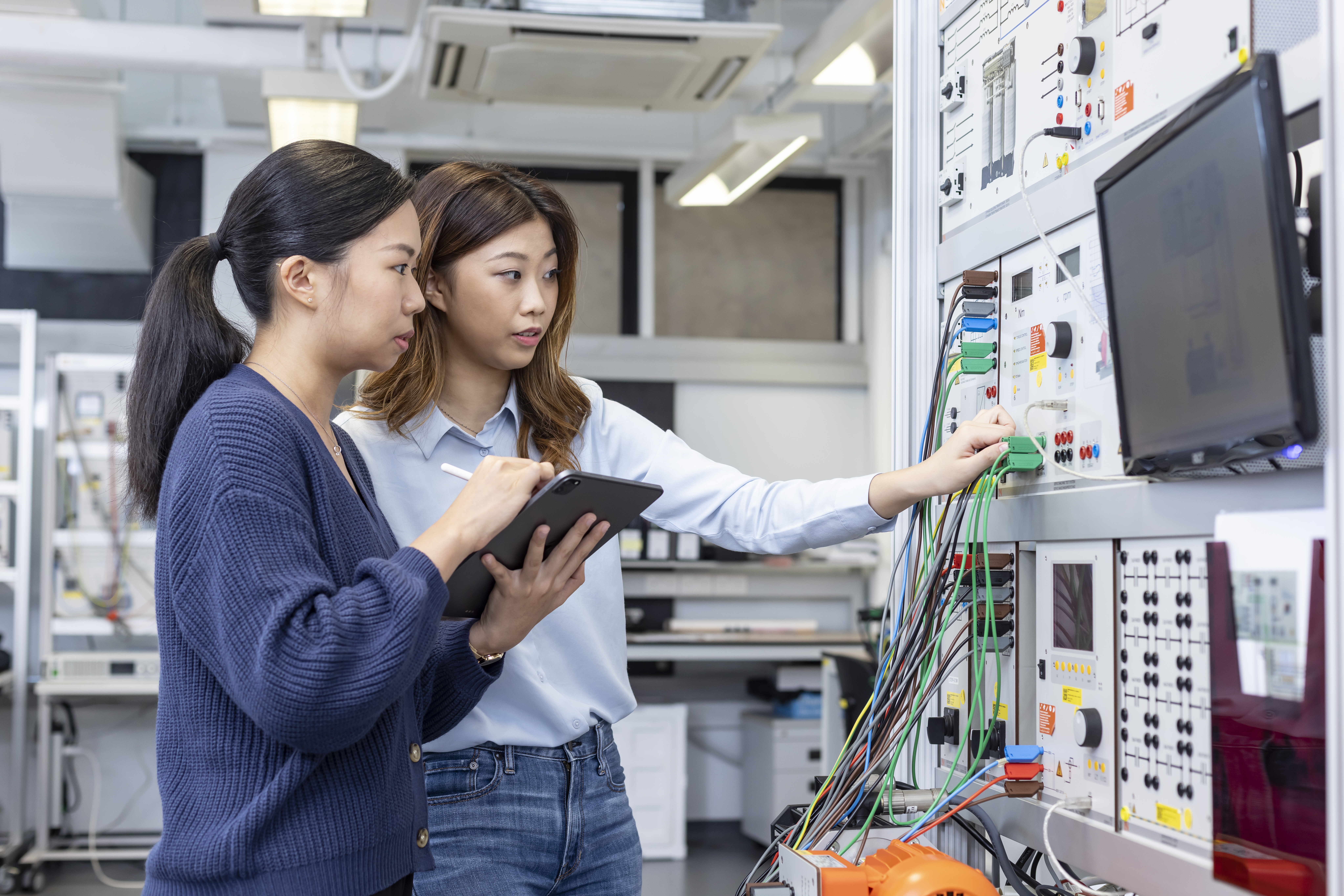 SIT Pilots New 2+2 Model with Almost Two Years of Workplace Learning